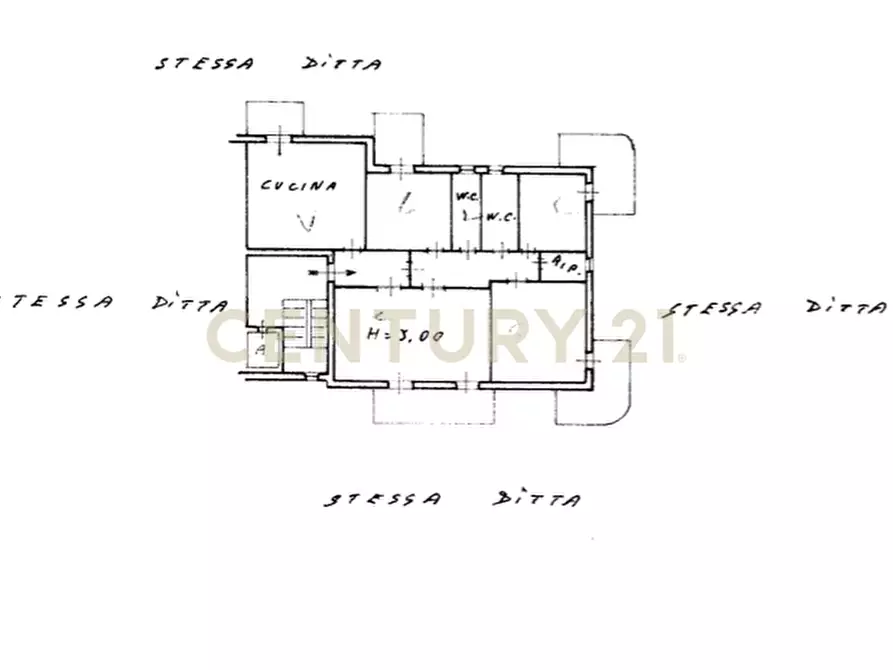 Immagine 16 di Pentalocale in vendita  in Via Salvatore Monteforte 18 a Siracusa