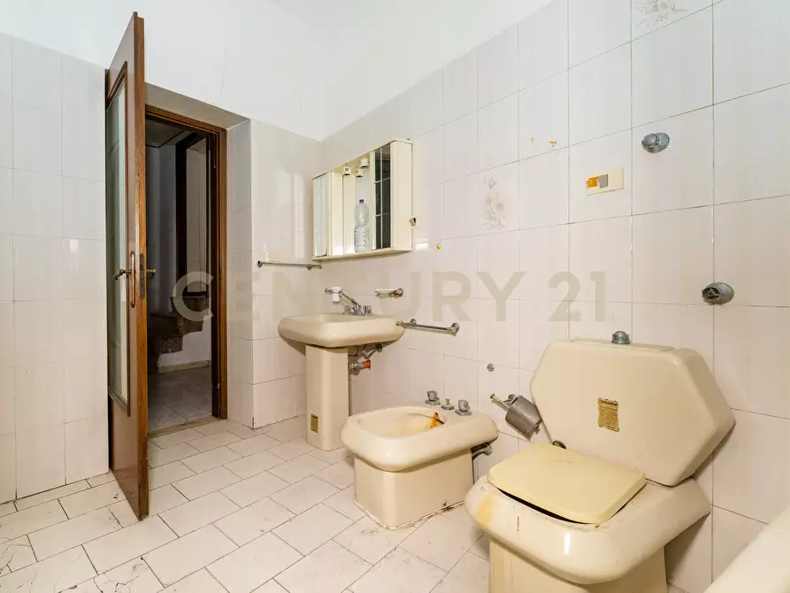 Immagine 14 di Appartamento in vendita  in VIA LUIGI STURZO 129 a Caltagirone
