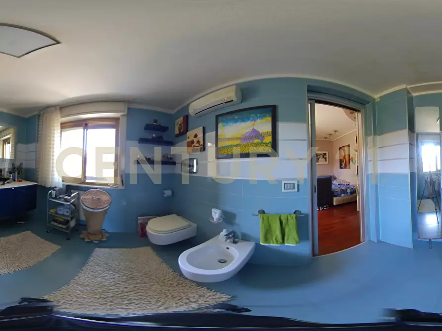 Immagine 70 di Villa in vendita  in Via G. Pezzana 9 a Aci Castello