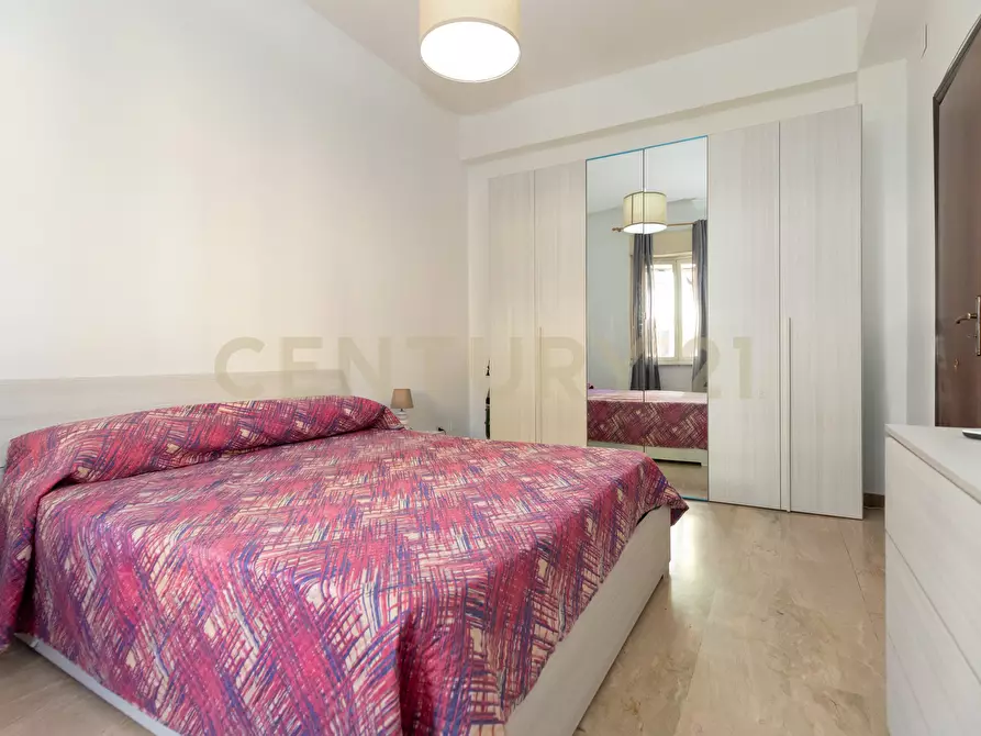 Immagine 11 di Trilocale in vendita  in Via Consolare Valeria 9797 a Sant'alessio Siculo