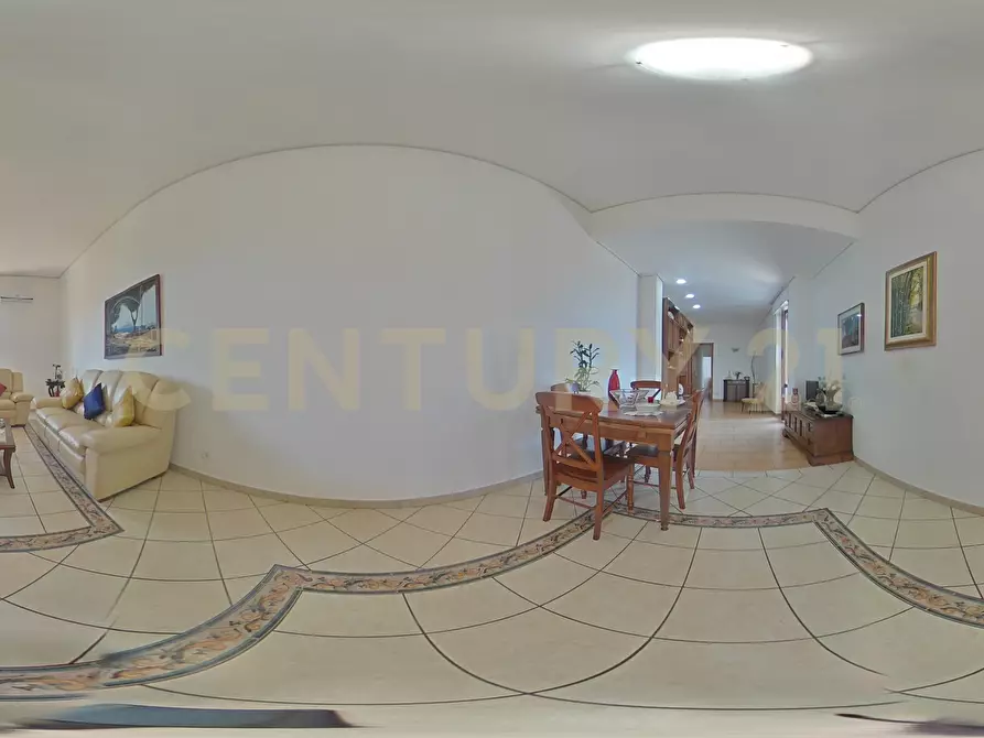 Immagine 55 di Casa semindipendente in vendita  in Via Duca degli Abruzzi 105 a San Giovanni La Punta
