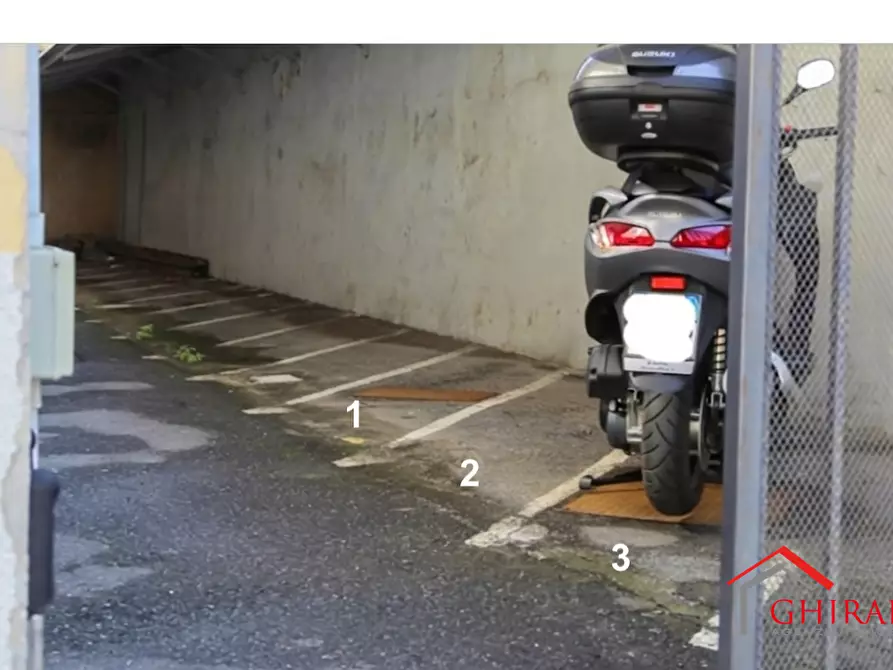 Immagine 5 di Garage in vendita  in Via Antonio Canobbio a Genova