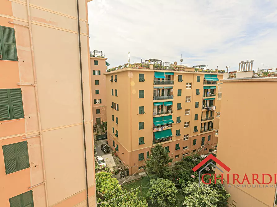 Immagine 26 di Bilocale in vendita  in VIA ANDREA DEL SARTO 15 a Genova