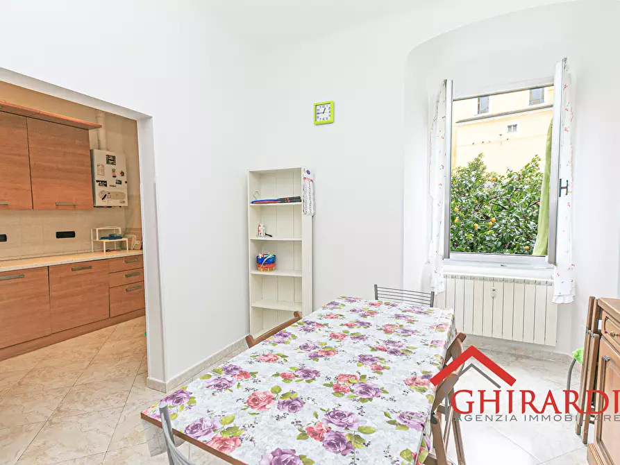 Immagine 12 di Trilocale in affitto  in VIA CHIARAVAGNA 9 a Genova