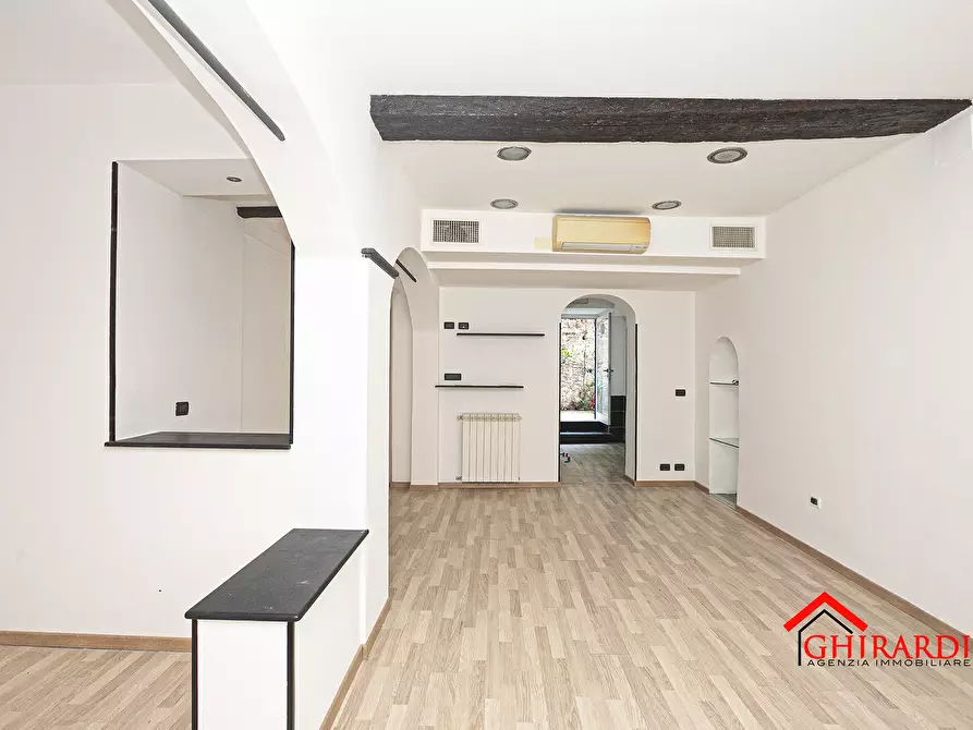 Immagine 6 di Locale commerciale in affitto  in VIA VADO 17R a Genova