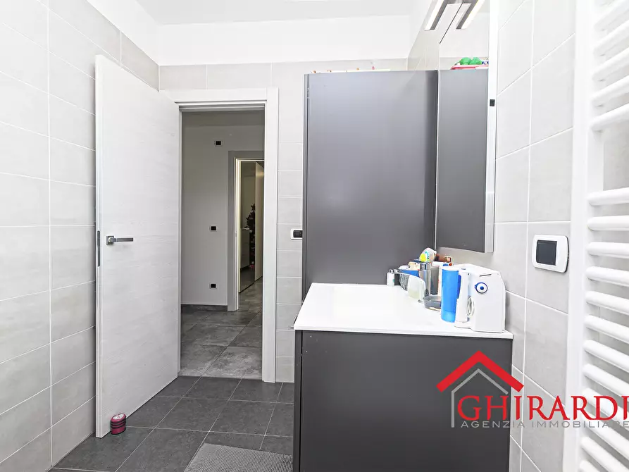 Immagine 27 di Trilocale in vendita  in VIA CIBRARIO SC B 33 a Genova