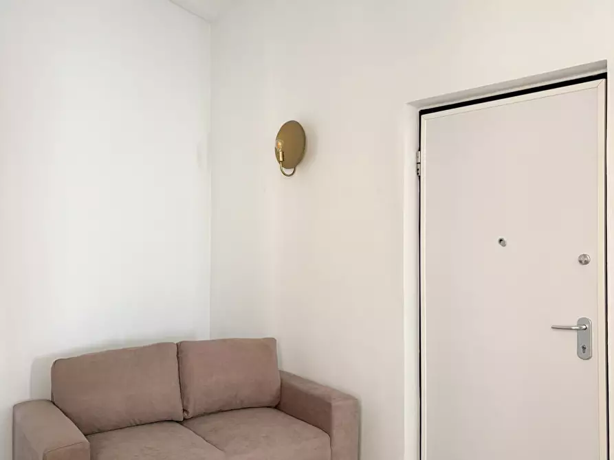 Immagine 9 di Bilocale in affitto  in Via Chiaravagna 17 a Genova