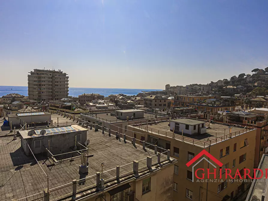 Immagine 54 di Quadrilocale in vendita  in Piazza Cristoforo Bonavino 11 a Genova