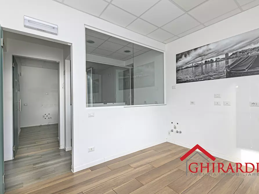 Immagine 13 di Ufficio in affitto  in Via Ciro Menotti 51 a Genova