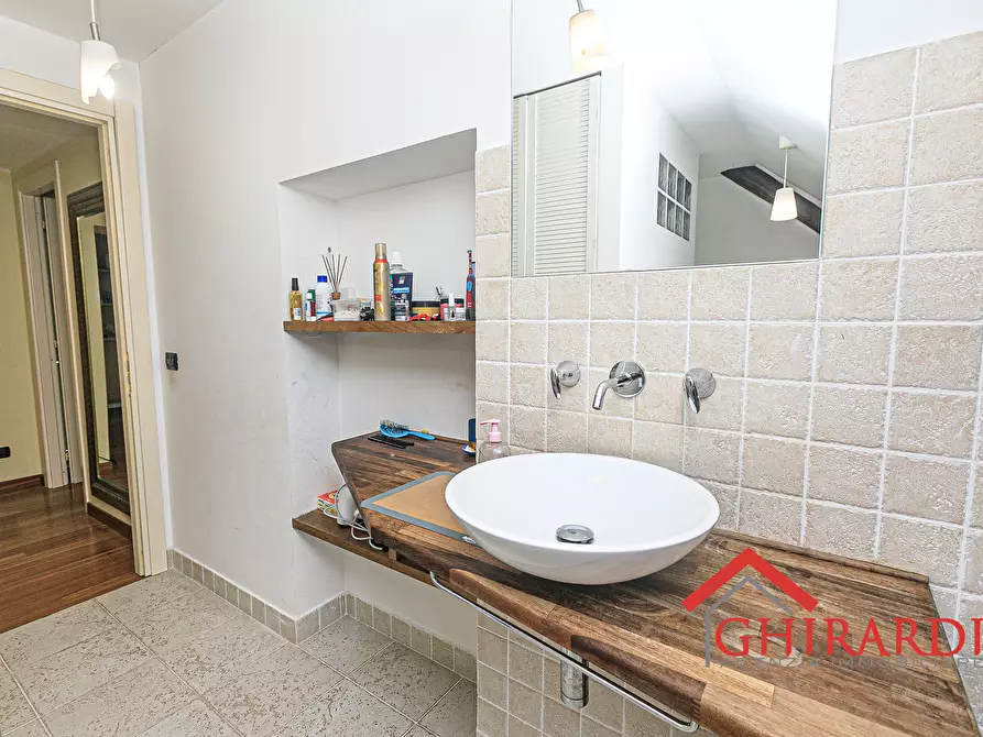 Immagine 30 di Quadrilocale in vendita  in Via Sardorella 85A a Sant'olcese