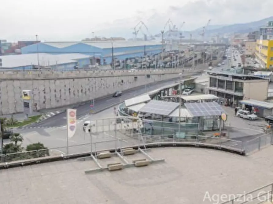 Immagine 16 di Bilocale in affitto  in VIA DELL'ACCIAIO 115 a Genova