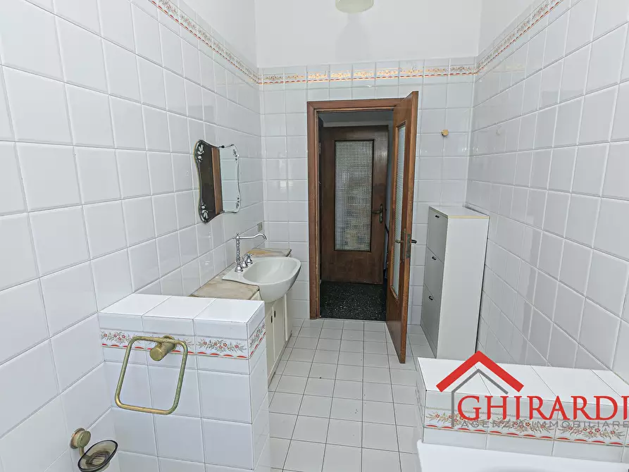 Immagine 32 di Pentalocale in affitto  in Via Ventimiglia 89 a Genova