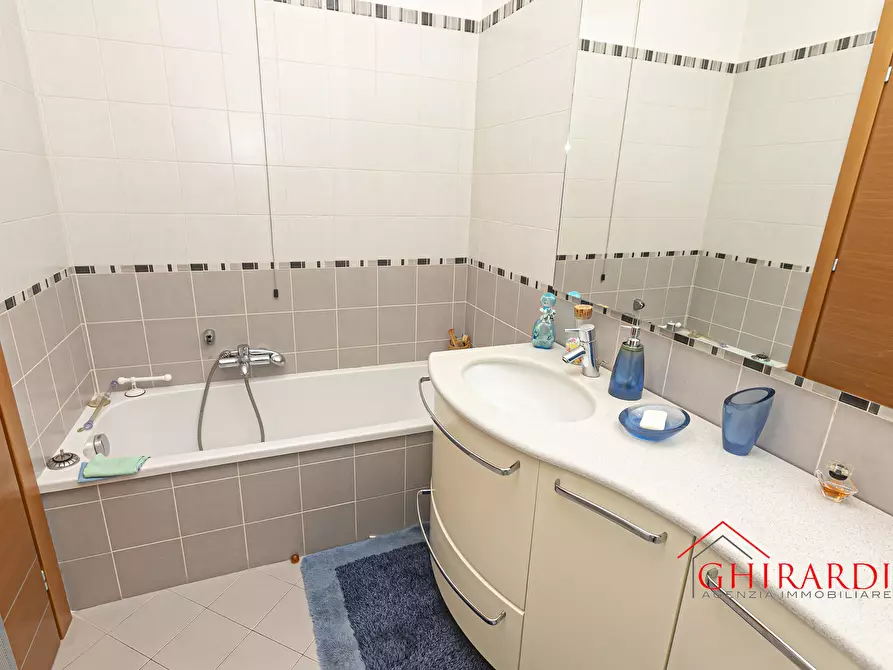 Immagine 26 di Bilocale in vendita  in VIA CESARE PAVESE 4B a Genova