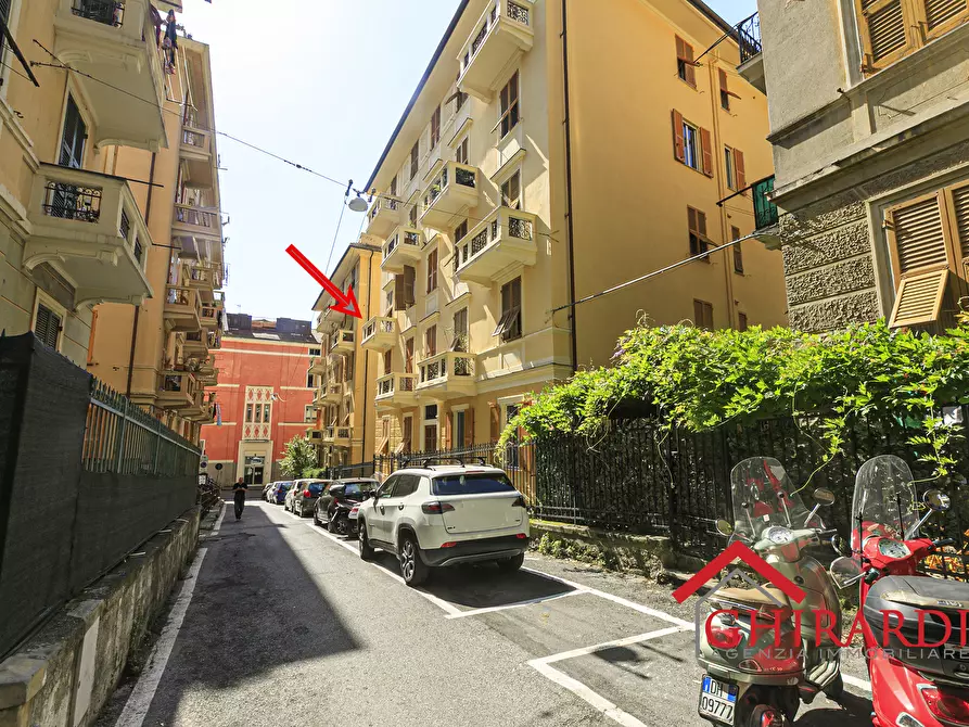 Immagine 40 di Quadrilocale in vendita  in Via Giuseppe de Notaris 4 a Genova