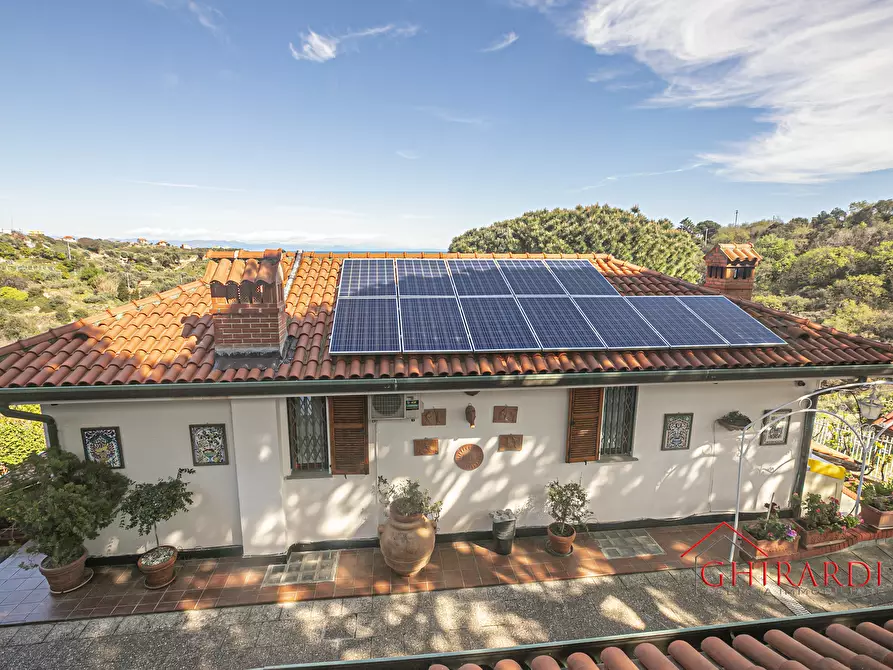 Immagine 104 di Villa in vendita  in VIA PECORILE a Celle Ligure