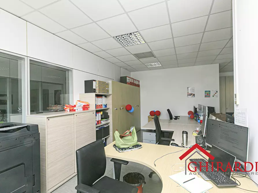 Immagine 24 di Ufficio in vendita  in Via delle Nuove Tecnologie Enrico Albareto 21 a Genova