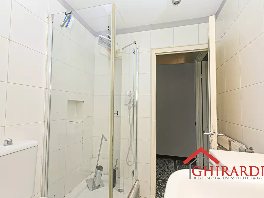 Immagine 33 di Pentalocale in vendita  in PIAZZA BONAVINO 11 a Genova