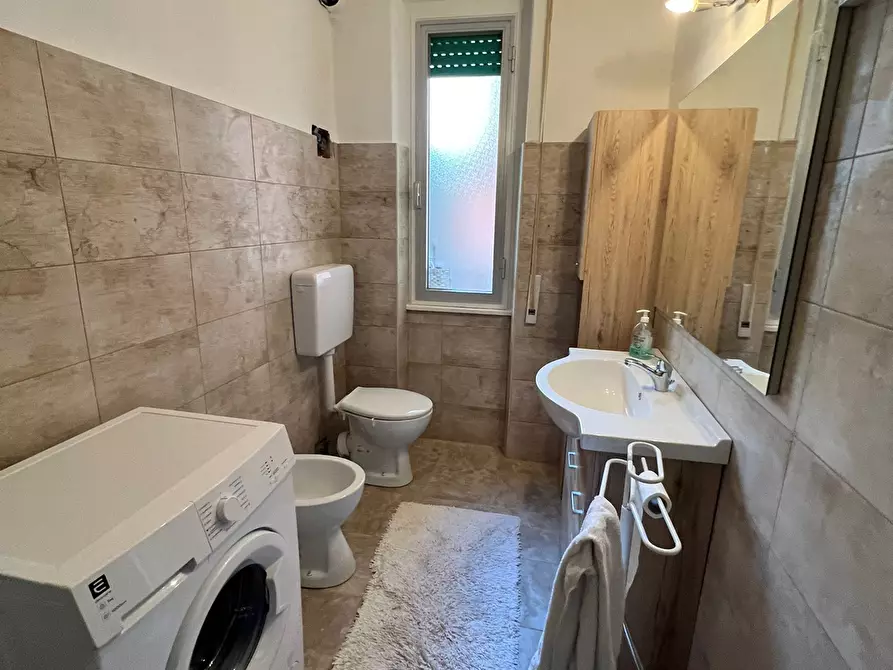 Immagine 19 di Trilocale in affitto  in VIA LODOVICO CALDA 11 a Genova