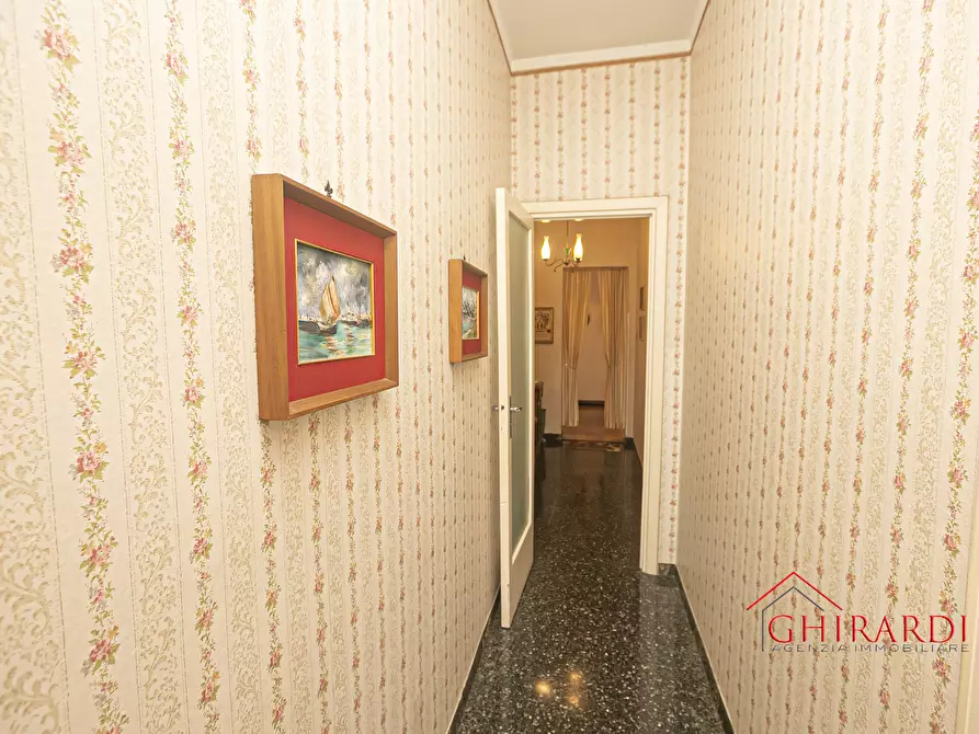 Immagine 15 di Quadrilocale in vendita  in SALITA CAMPASSO SAN NICOLA 56 a Genova