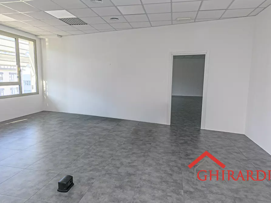 Immagine 11 di Ufficio in affitto  in Via Enrico Albareto 21 a Genova