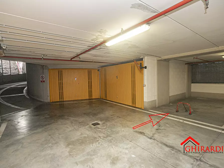 Immagine 4 di Garage in vendita  a Genova