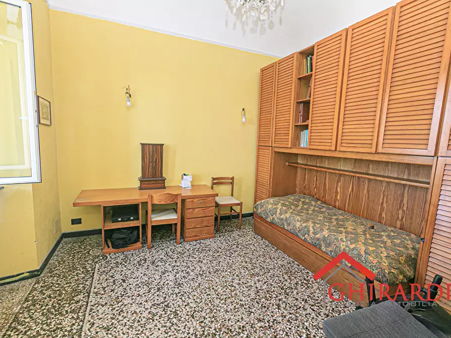 Immagine 17 di Trilocale in vendita  in VIA CHIARAVAGNA 7 a Genova