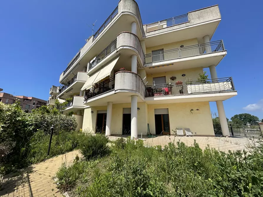 Immagine 1 di Trilocale in vendita  in Via del Parco 3 a Nettuno