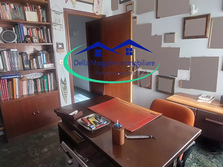 Immagine 19 di Villa in vendita  in via di montenero a Livorno