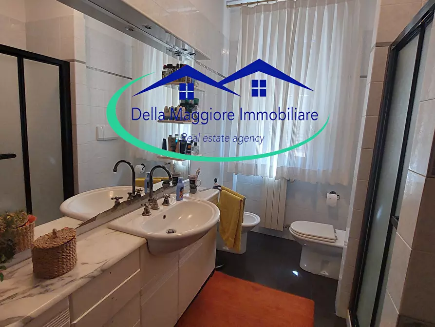 Immagine 20 di Casa bifamiliare in vendita  a Livorno