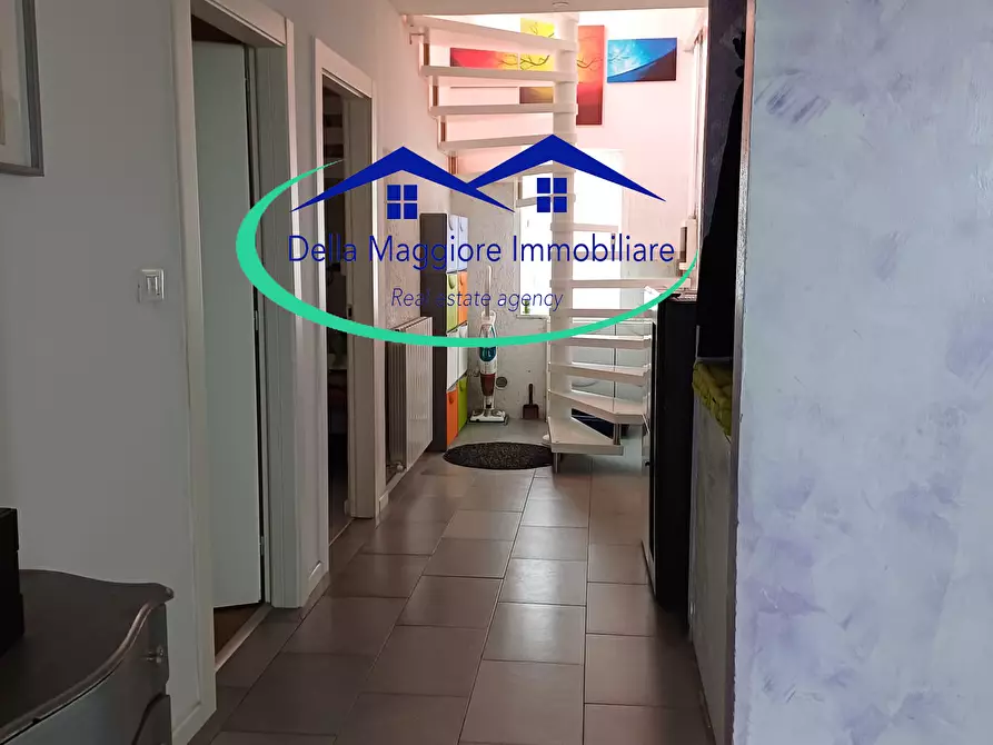 Immagine 16 di Casa indipendente in vendita  a Livorno