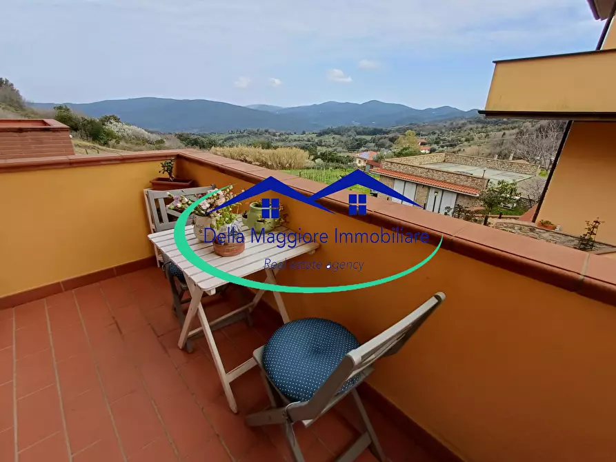 Immagine 8 di Casa bifamiliare in vendita  in sassogrosso a Rosignano Marittimo