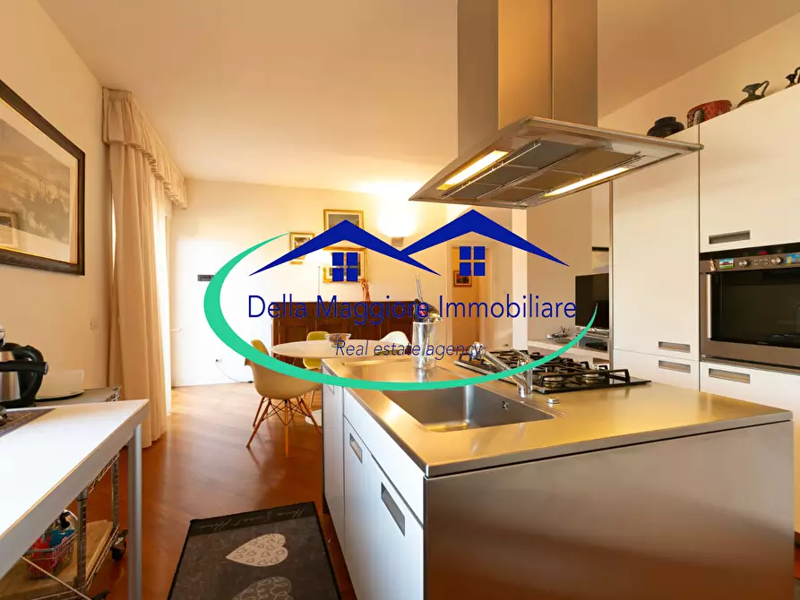 Immagine 18 di Villa in vendita  in Via di Montenero a Livorno