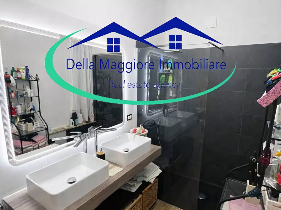 Immagine 24 di Quadrilocale in vendita  in Piazza Mazzini a Livorno