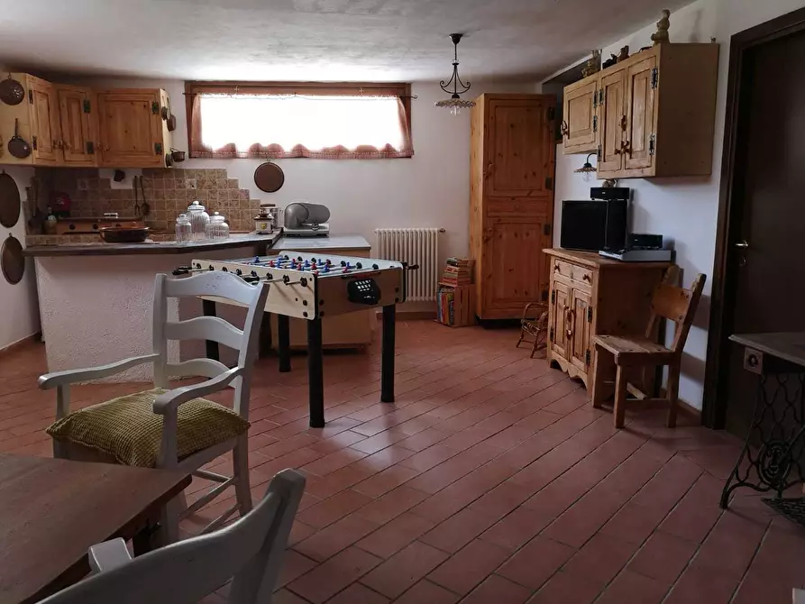 Immagine 18 di Villa in vendita  a Livorno