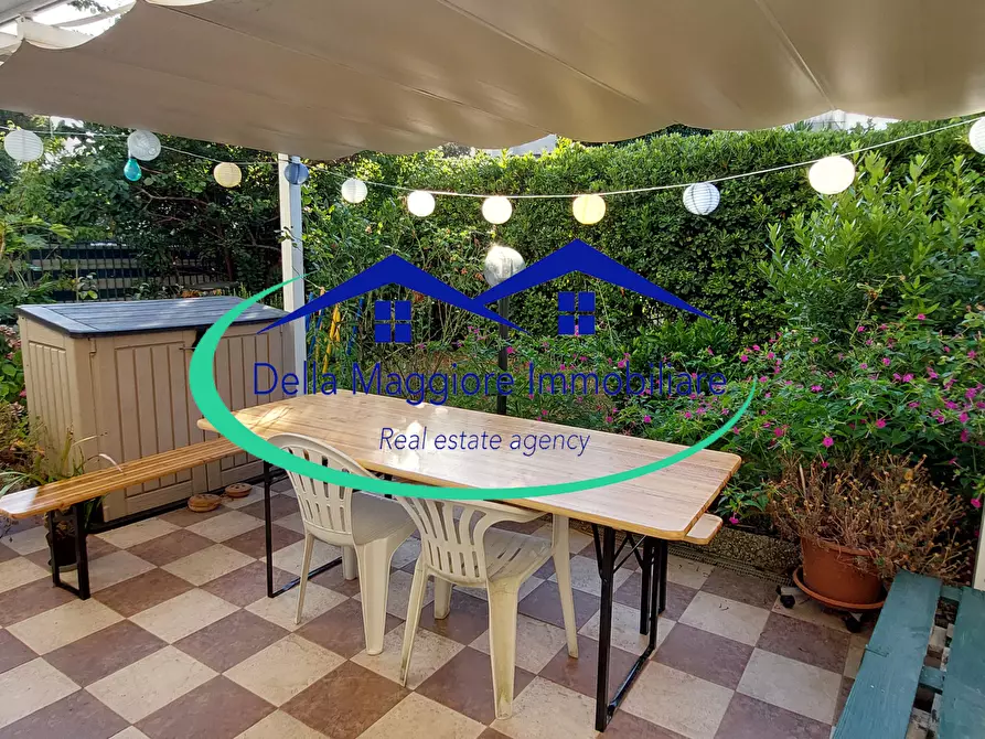 Immagine 2 di Appartamento in vendita  in via delle abetelle a Livorno