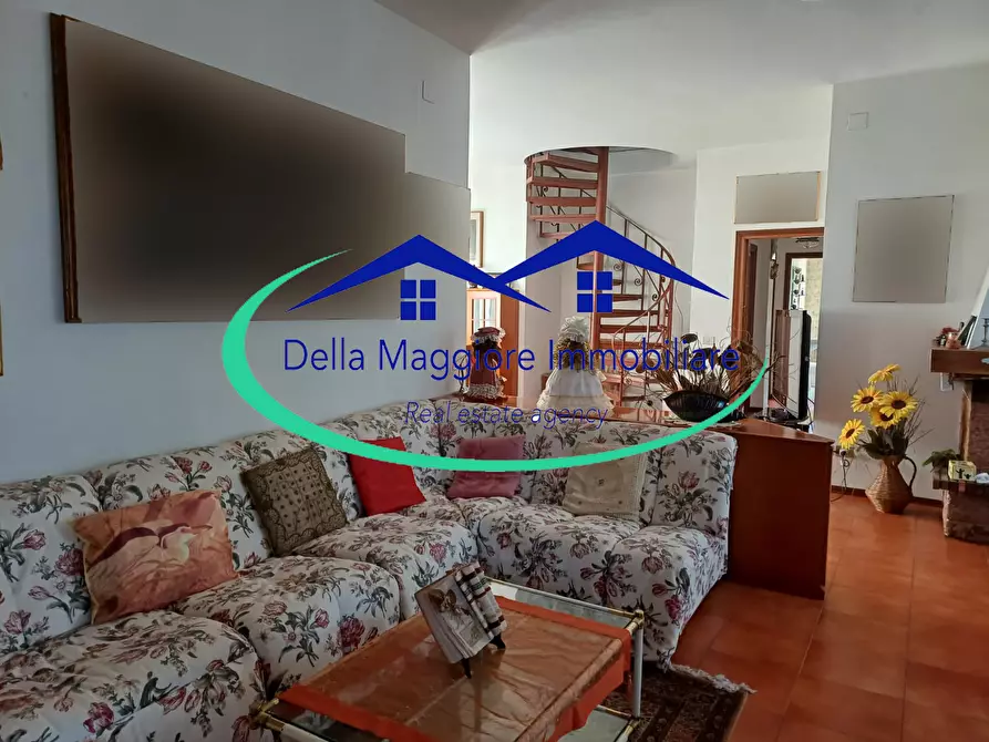 Immagine 6 di Casa bifamiliare in vendita  a Livorno