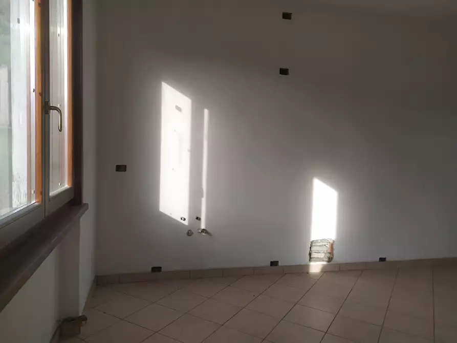 Immagine 3 di Terratetto in vendita  in Via Motta a Sabbioneta