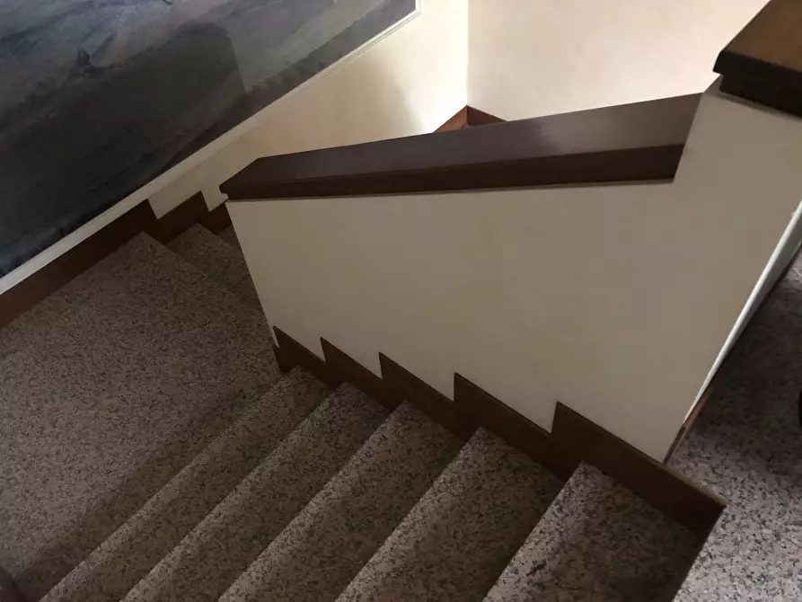 Immagine 3 di Attività artigianale in vendita  a Parma