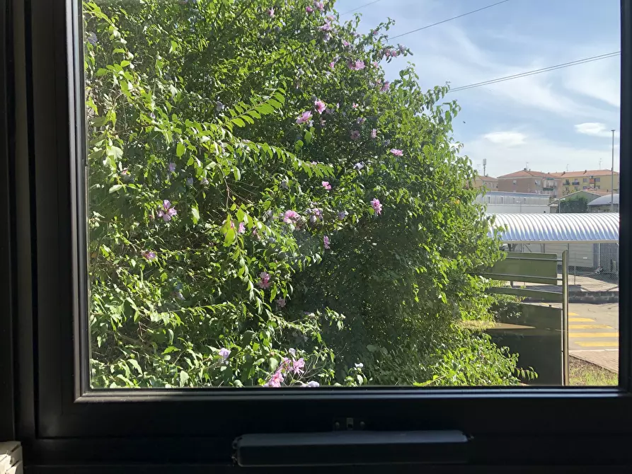 Immagine 17 di Ufficio in vendita  a Parma