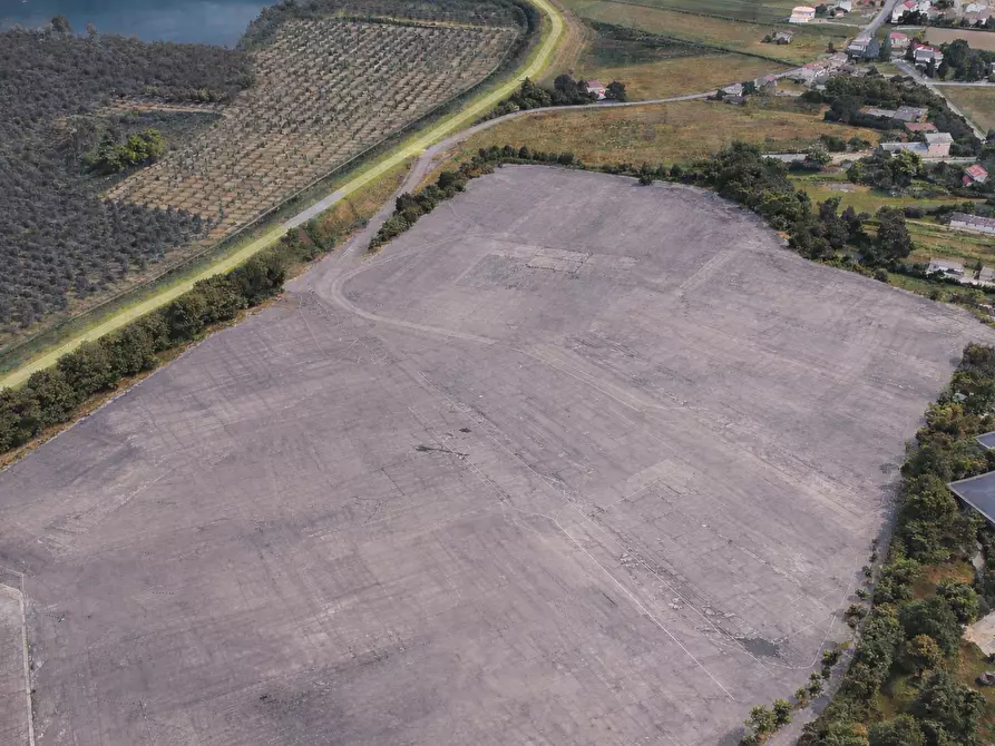 Immagine 3 di Terreno industriale in vendita  a Parma