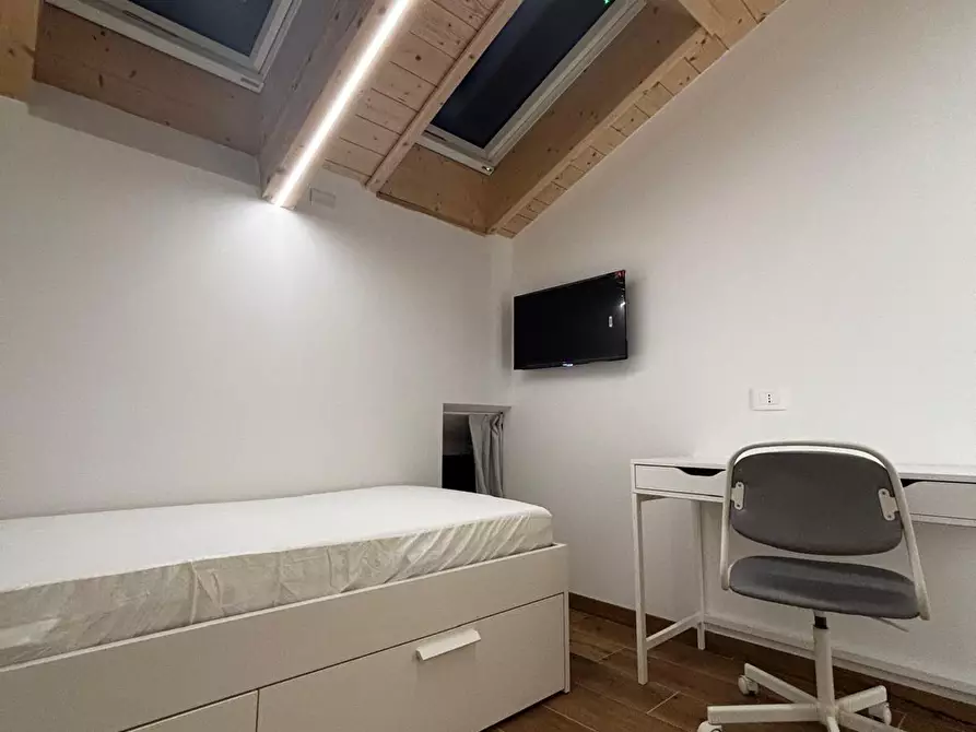 Immagine 20 di Stanza singola in affitto  in Via Giuseppe Canestrini a Trento