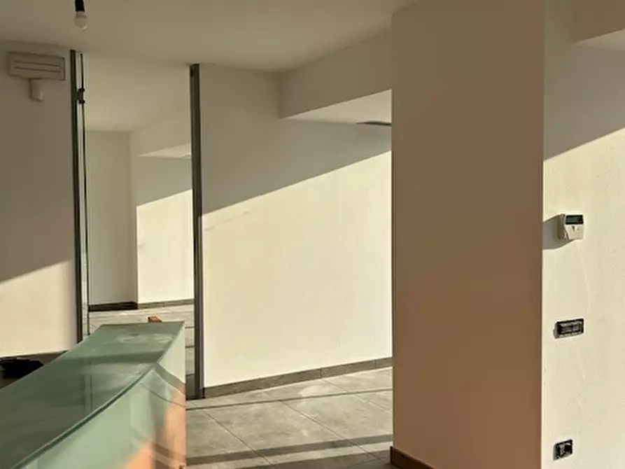 Immagine 4 di Ufficio in affitto  in Via Castel Beseno a Calliano