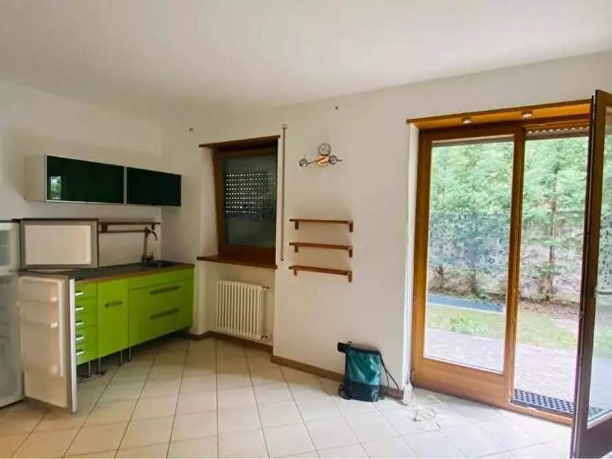 Immagine 4 di Bilocale in vendita  a Termeno Sulla Strada Del Vino .Tramin An Der.