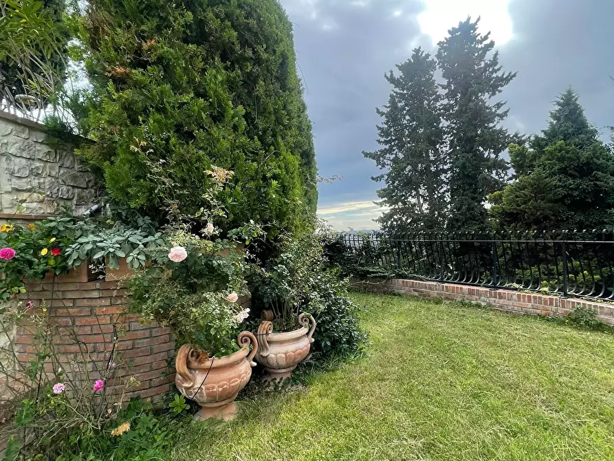 Immagine 5 di Casa bifamiliare in affitto  in Via Fonte Olio a Ancona