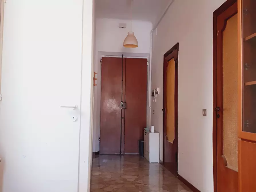 Immagine 8 di Trilocale in vendita  in Via Villarey a Ancona