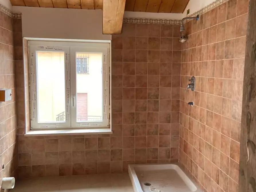 Immagine 8 di Bilocale in affitto  in via roncisvalle a Osimo