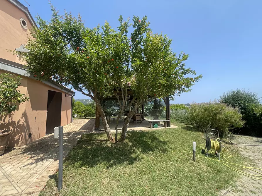 Immagine 28 di Villa in vendita  in Coppo a Sirolo