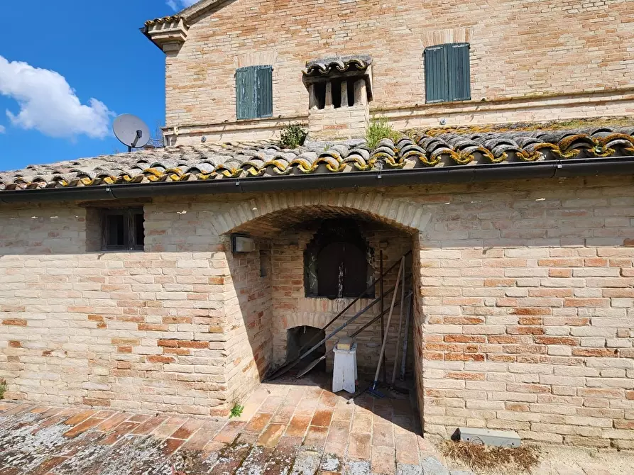 Immagine 36 di Rustico / casale in vendita  a Recanati