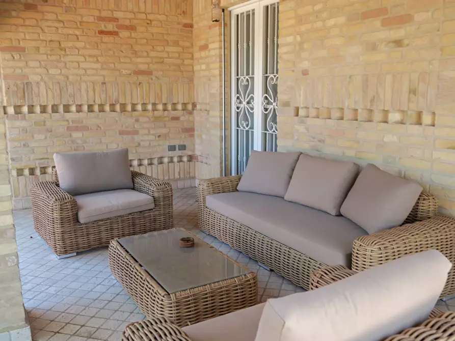 Immagine 38 di Villa in vendita  in Via Passarini a Recanati