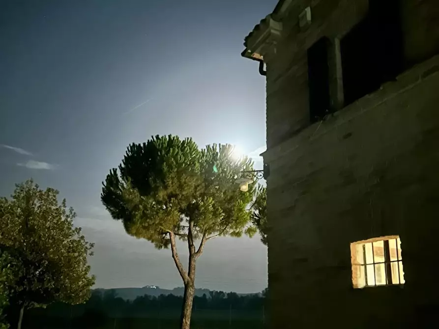 Immagine 13 di Rustico / casale in vendita  a Recanati